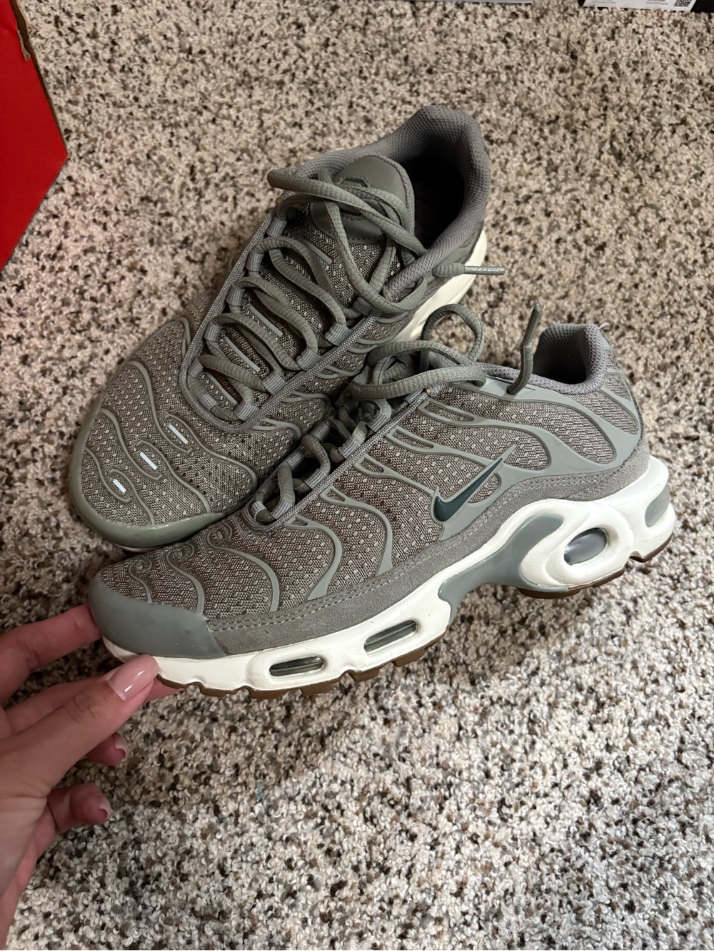 Nike Air Max TN Olive/WhiteShoes